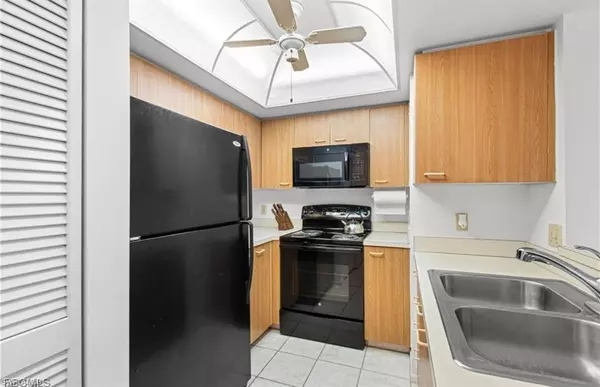 Fort Myers, FL 33912,13288 White Marsh LN #12