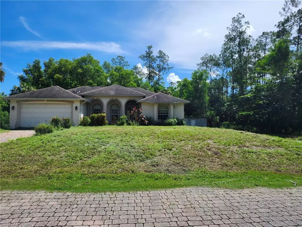 Naples, FL 34117,620 3rd ST SW