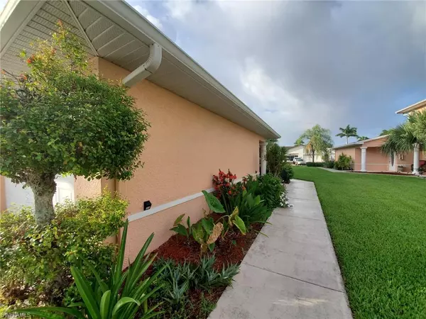 Lehigh Acres, FL 33936,20004 Lake Vista CIR N #9C