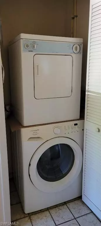 4321 Country Club BLVD #101, Cape Coral, FL 33904