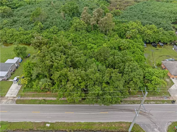 Fort Myers, FL 33916,2682 Ford ST