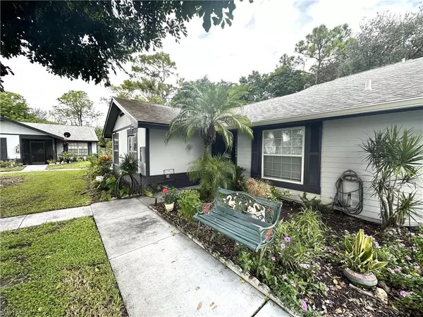 Lehigh Acres, FL 33936,10444 Lakeport CT