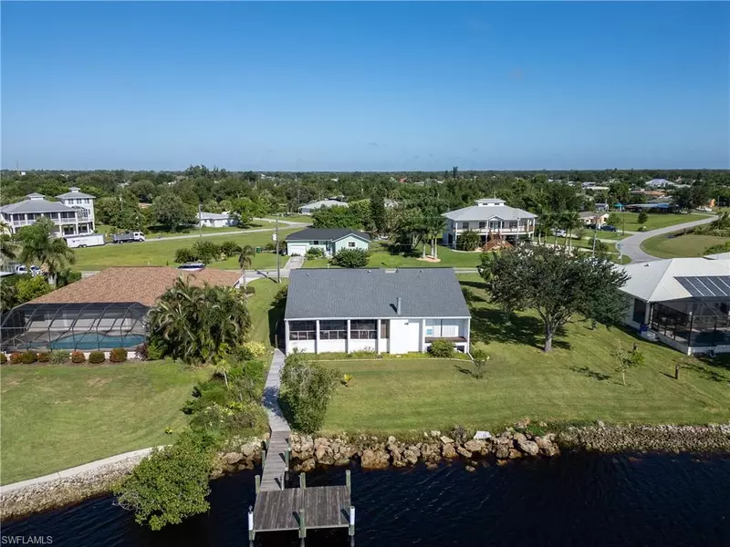 3000 Peace River DR, Punta Gorda, FL 33983