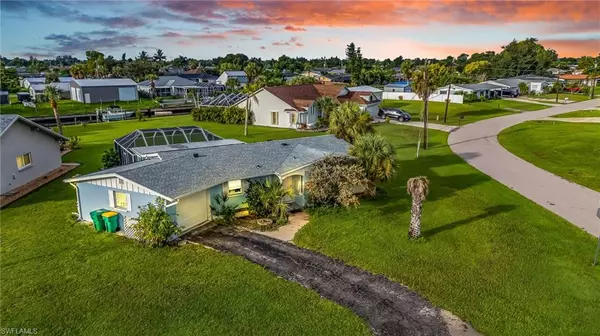 123 Revere ST NW, Port Charlotte, FL 33952
