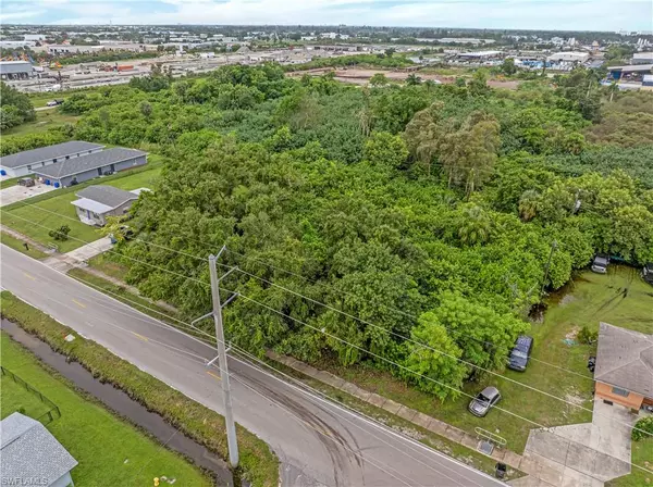 Fort Myers, FL 33916,2700 Ford ST