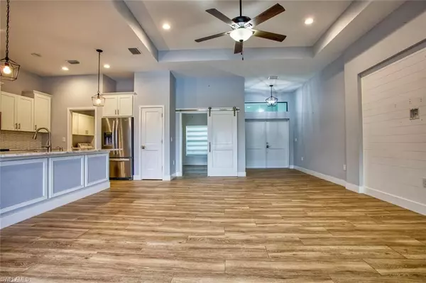 Cape Coral, FL 33914,2733 SW 11th AVE