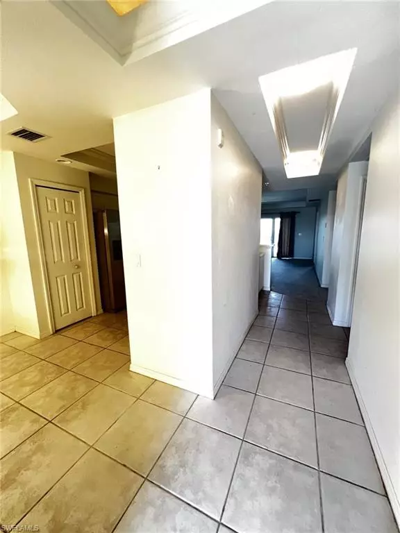 Cape Coral, FL 33990,1785 Four Mile Cove PKWY #323