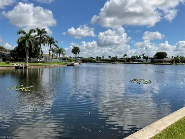 Cape Coral, FL 33990,509 SE 21st ST