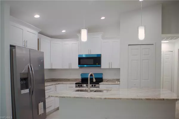 Lehigh Acres, FL 33976,3010 44th ST SW