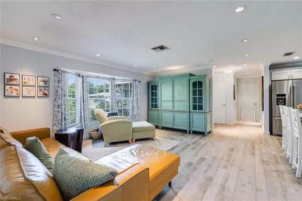 Naples, FL 34105,3523 Santiago WAY