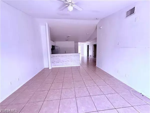 Lehigh Acres, FL 33972,1223 E 12th ST