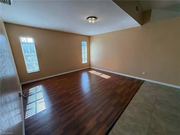 Lehigh Acres, FL 33936,132 Dania CIR