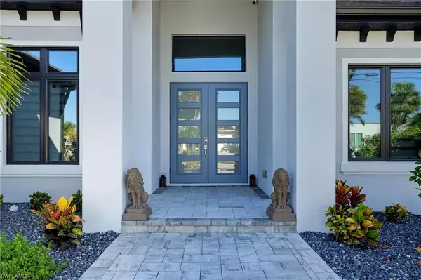 Cape Coral, FL 33914,5015 Pelican BLVD