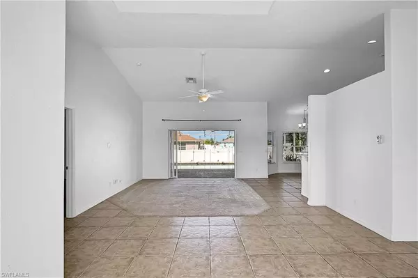 Cape Coral, FL 33993,16 NW 12th PL