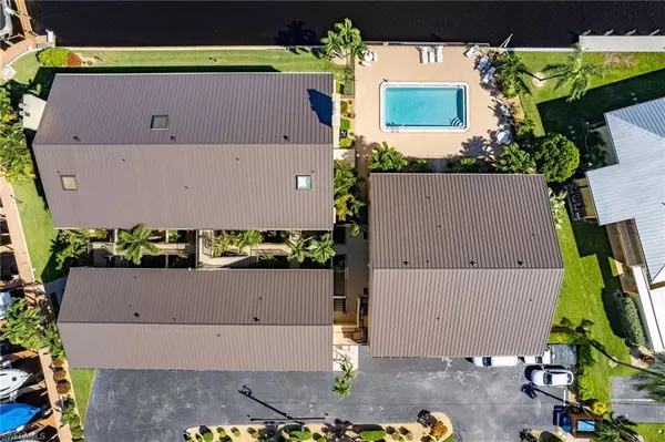 Cape Coral, FL 33904,1907 SE 40th TER #102