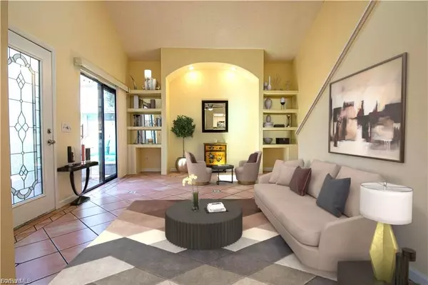 8407 S Haven LN, Fort Myers, FL 33919