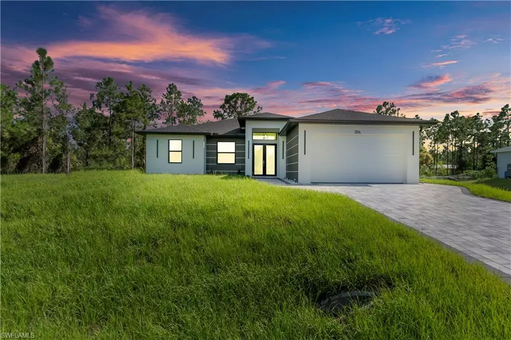 Lehigh Acres, FL 33972,204 E 10th ST