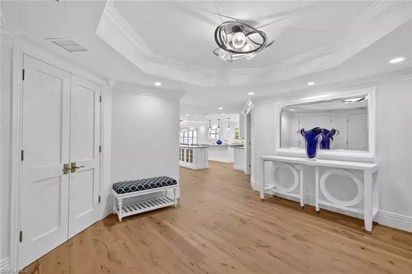 Sanibel, FL 33957,2549 W Gulf DR #106