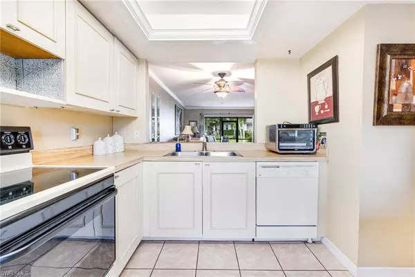 Fort Myers, FL 33908,7113 Quail Run CT W #11