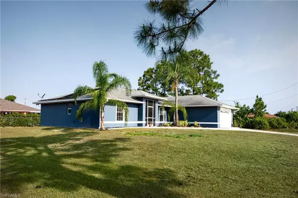 Lehigh Acres, FL 33976,2908 Colin AVE S