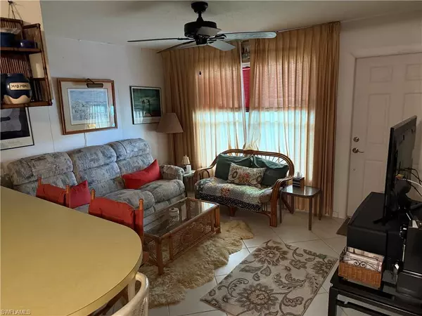 North Fort Myers, FL 33903,3361 N Key DR #208
