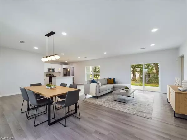 Lehigh Acres, FL 33936,1406 Ford CIR