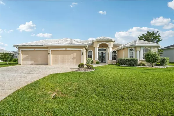 619 SW 43rd LN, Cape Coral, FL 33914