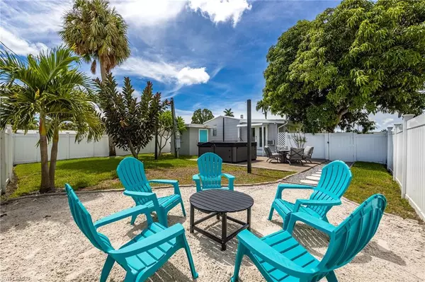 Fort Myers, FL 33908,16151 Sunset Strip