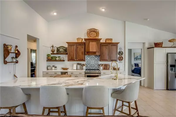 Cape Coral, FL 33990,1024 SE 14th TER