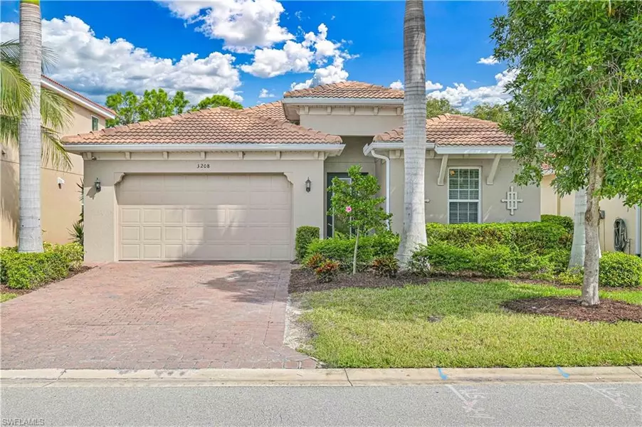 3208 Royal Gardens AVE, Fort Myers, FL 33916