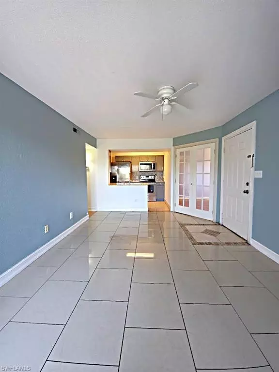 Fort Myers, FL 33916,2885 Winkler AVE #620