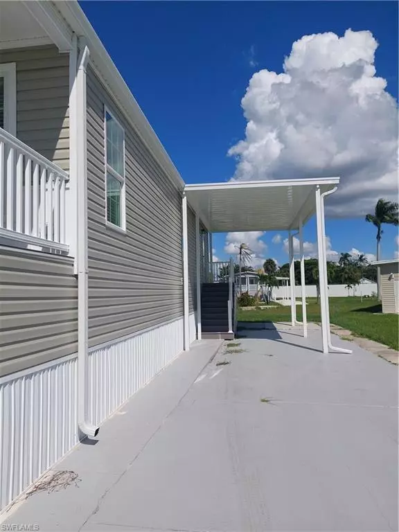 Fort Myers, FL 33908,44 Dogwood WAY