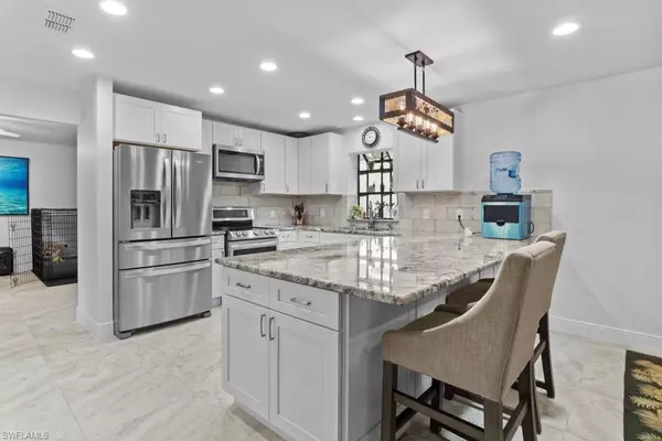 Fort Myers, FL 33908,7090 Hendry Creek DR