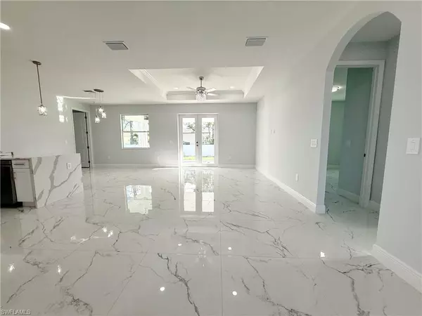 Lehigh Acres, FL 33976,3003 20th ST SW