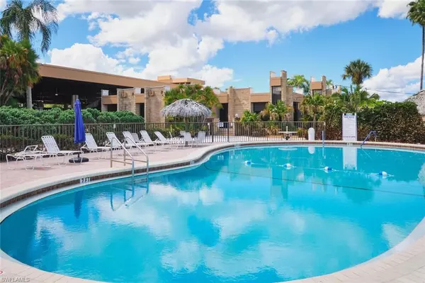 Fort Myers, FL 33907,13331 Medinah CIR W #1