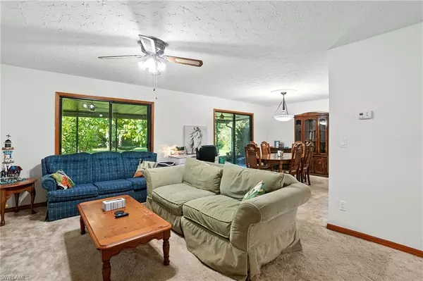 Labelle, FL 33935,5006 Pike LN