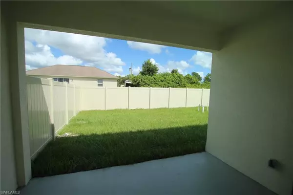 Lehigh Acres, FL 33971,5148 Centennial BLVD