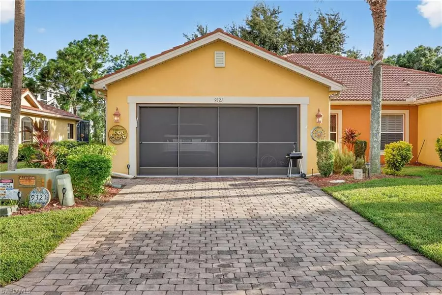 9321 Aegean CIR, Lehigh Acres, FL 33936