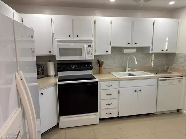 8730 Rose CT #2, Fort Myers, FL 33919