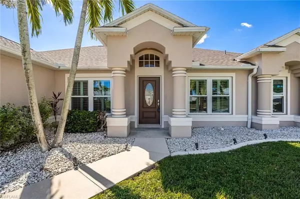 2216 NE 3rd TER, Cape Coral, FL 33909