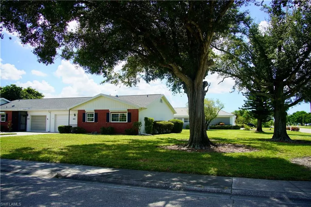 Fort Myers, FL 33919,1382 Myerlee Country Club BLVD