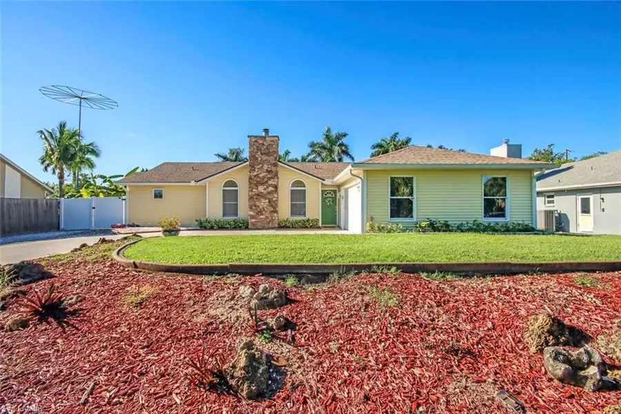 11921 Loras LN, Fort Myers, FL 33908