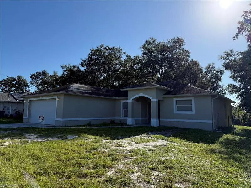 91 Blackstone DR, Fort Myers, FL 33913
