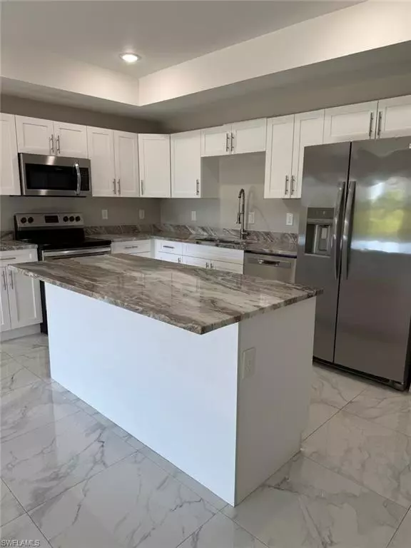 608 Alabama RD S, Lehigh Acres, FL 33974