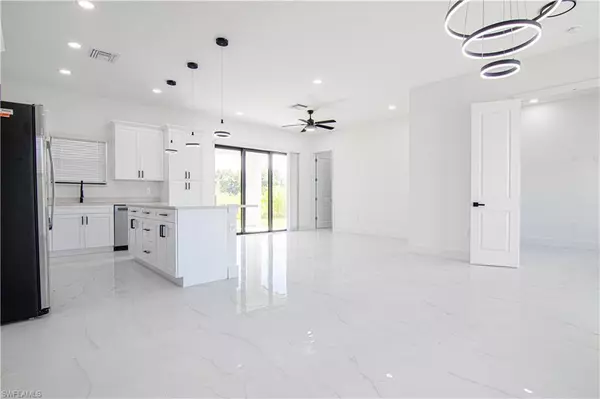 Lehigh Acres, FL 33972,1836 Lindsay ST