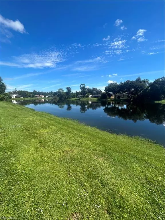 North Fort Myers, FL 33917,16268 Shadow Pine RD