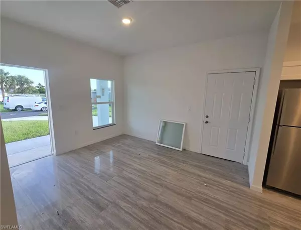 Lehigh Acres, FL 33976,2822 19th ST SW