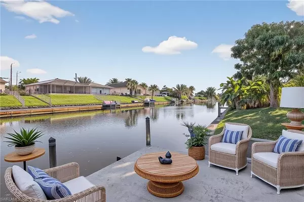 Cape Coral, FL 33990,2105 SE 2nd TER