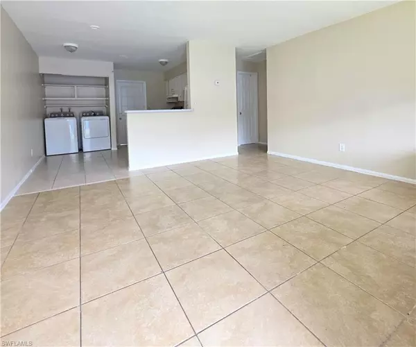 Fort Myers, FL 33907,5458/5460 TENTH AVE