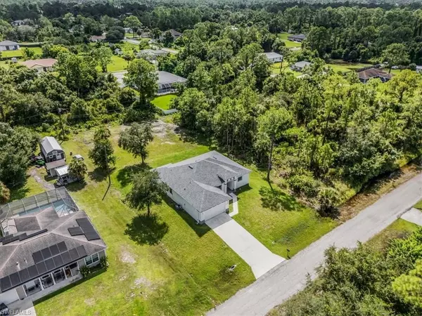 Lehigh Acres, FL 33972,604 Lake AVE